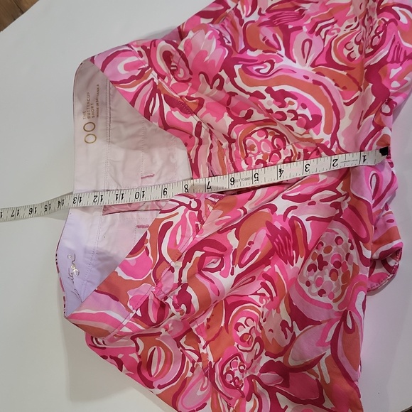 LILLY PULITZER Pink Buttercup Short 5" Scalloped Hemline - Picture 12 of 15